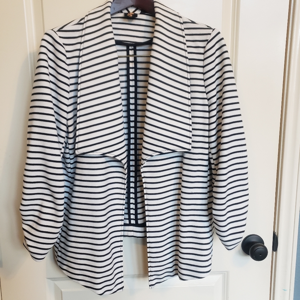 COPY - Black/white blazer by Rafaella Studio
